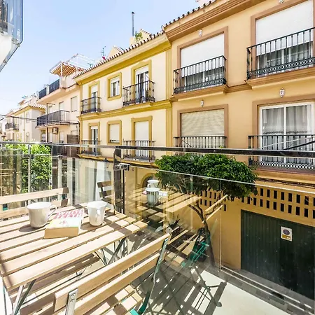 Cozy In Near The Lägenhet Fuengirola